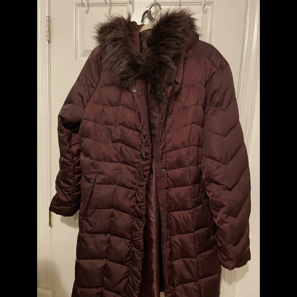 Tahari Coat size XXL